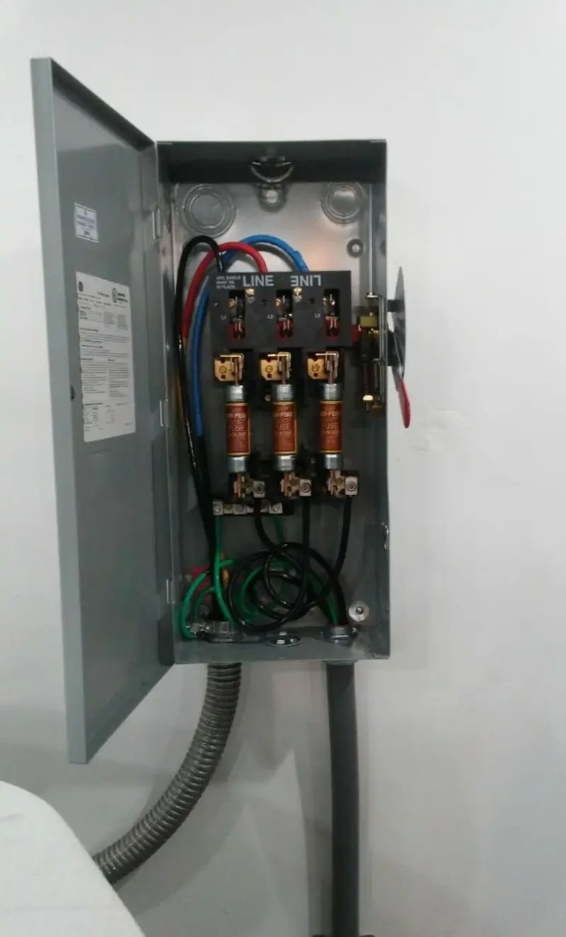Three-phase disconnect switch installed for Smoke Detector Installation in Little Ferry