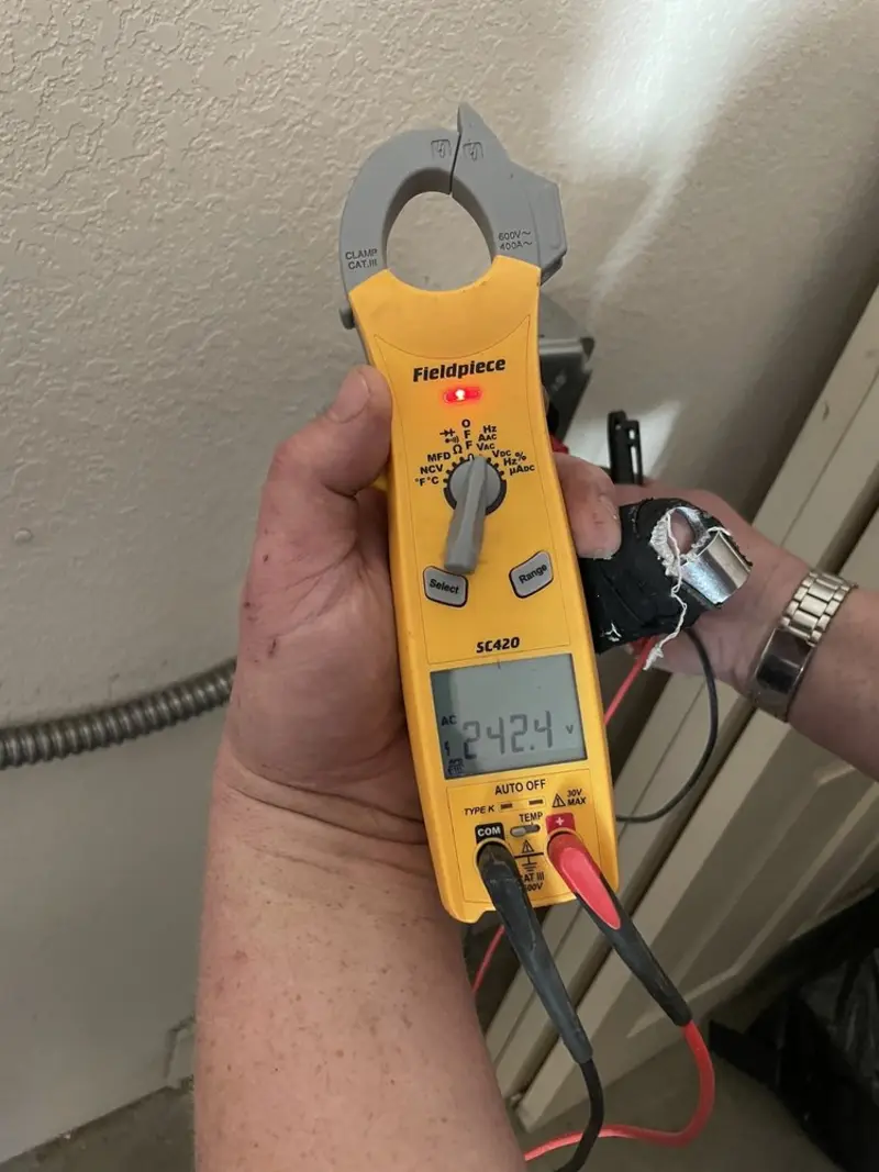 Voltage testing with clamp meter during Aluminum Wiring Replacement in Little Ferry
